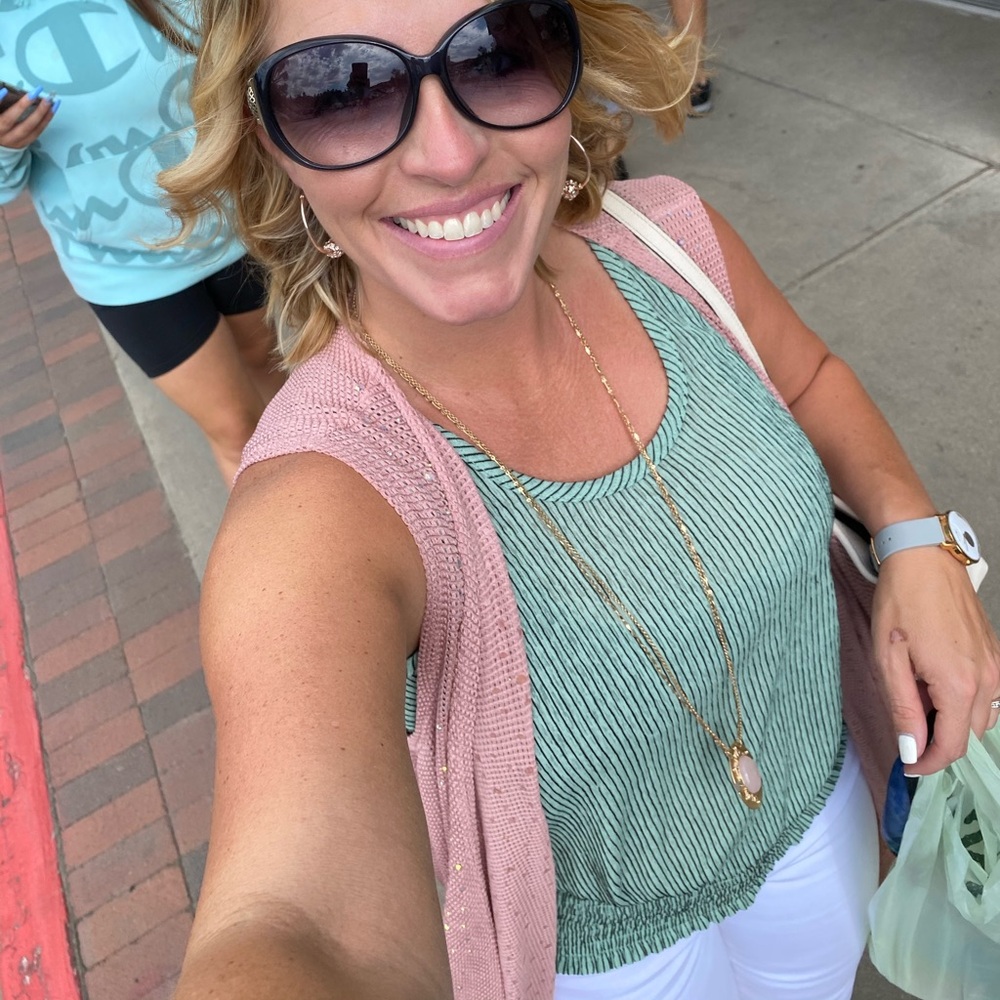 Daytrip Crisscross Back Top in Black and White